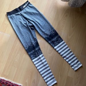 Nike Pro leggings